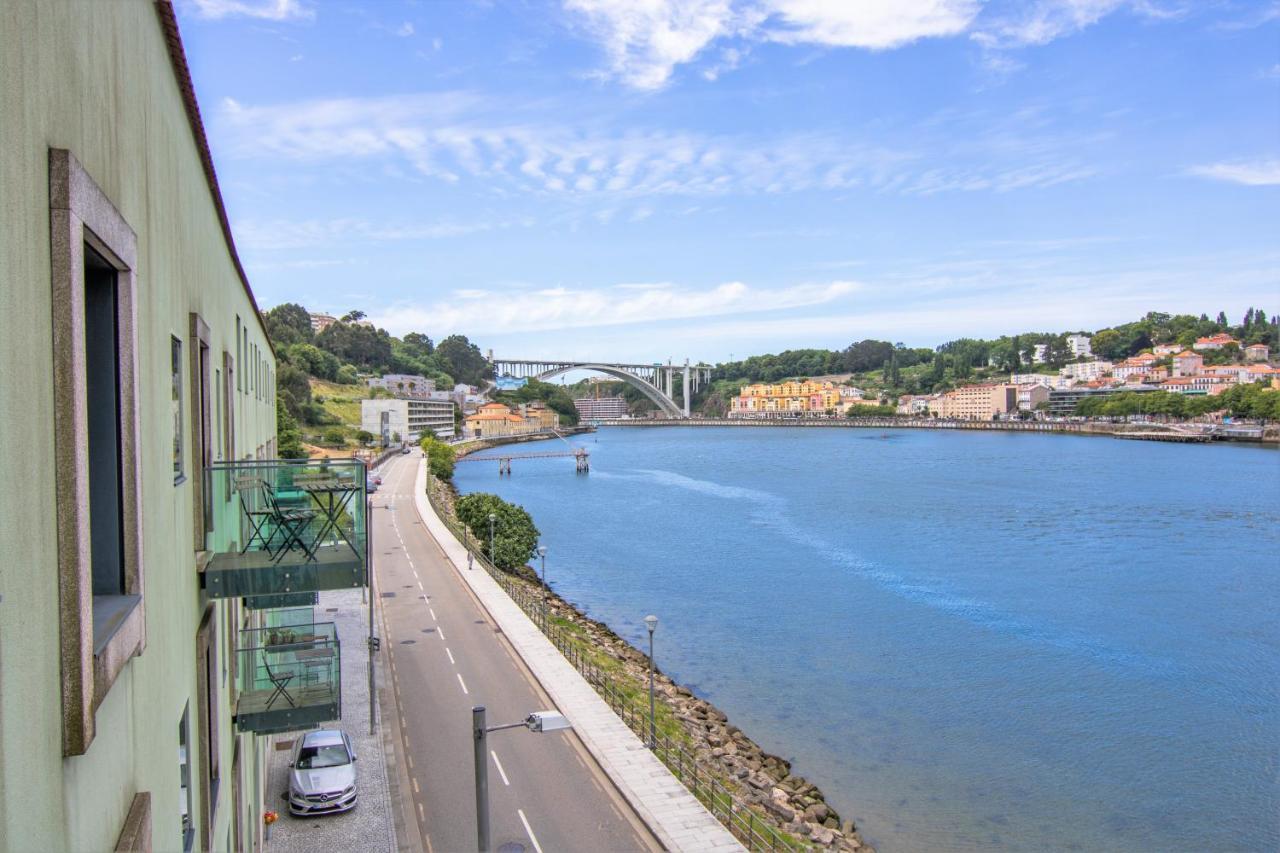 Douro Triplex - Destilaria Residence By Porto City Hosts Вила Нова ди Гая Екстериор снимка