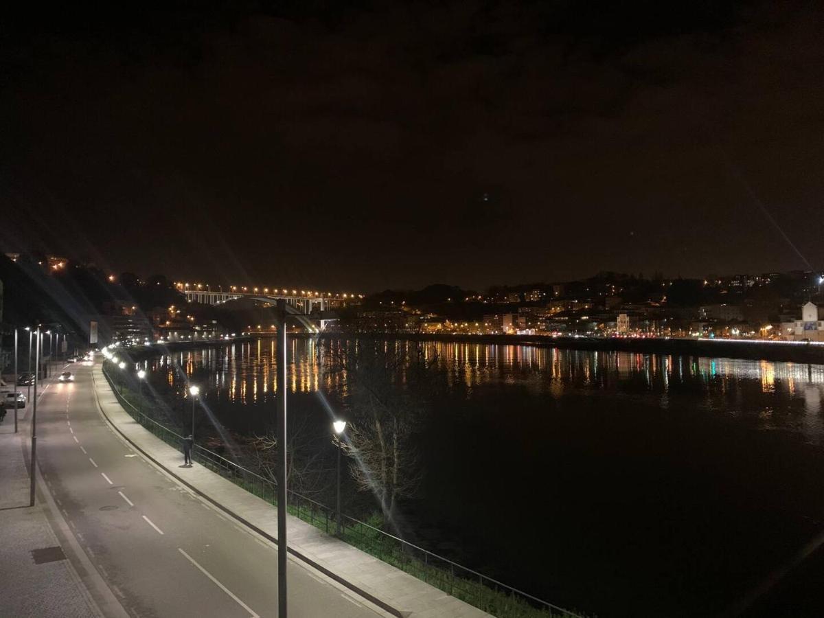 Douro Triplex - Destilaria Residence By Porto City Hosts Вила Нова ди Гая Екстериор снимка
